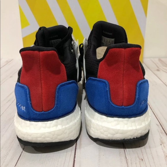 ADIDAS UltraBOOST S&L Leather Running Training - Picture 4 of 8